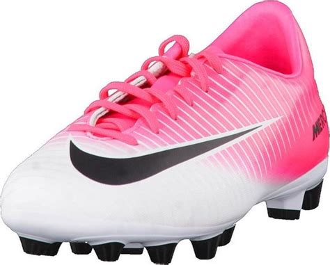 voetbalschoenen meisjes nike|Nike voetbalschoenen mercurial.